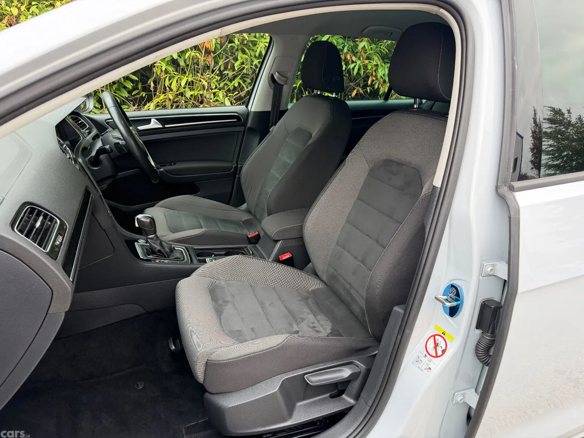 Volkswagen Golf Hatchback, Petrol, 2018, White