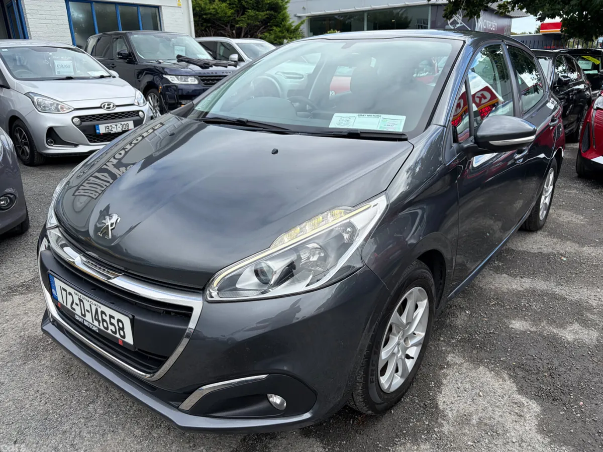 Peugeot 208 Hatchback, Diesel, 2017, Grey