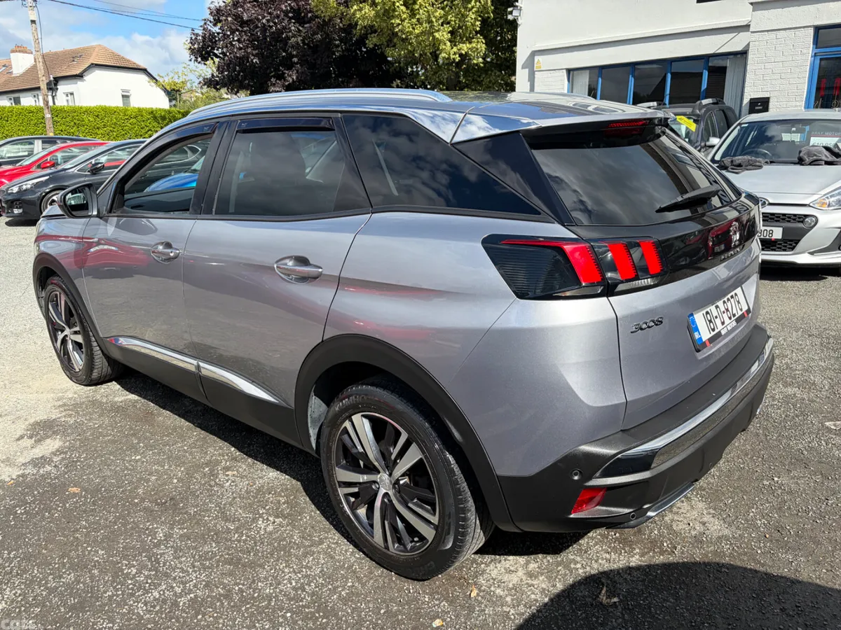 Peugeot 3008 MPV, Petrol, 2018, Grey