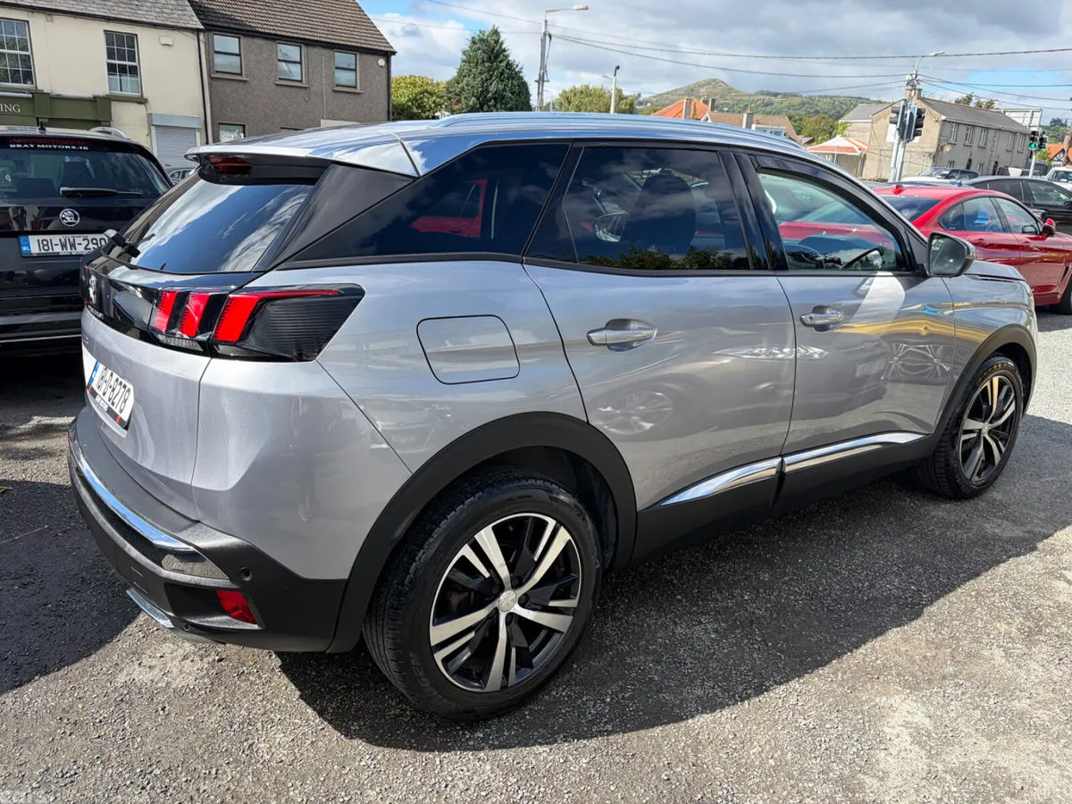 Peugeot 3008 MPV, Petrol, 2018, Grey