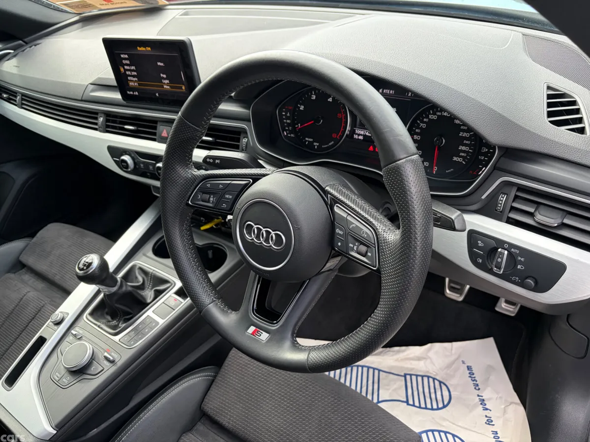 Audi A4 Saloon, Diesel, 2018, Grey