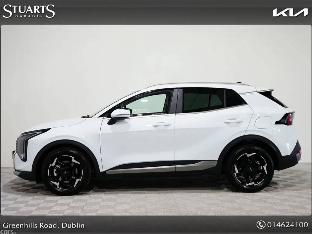 Kia Sportage MPV, Diesel Hybrid, 2026, White