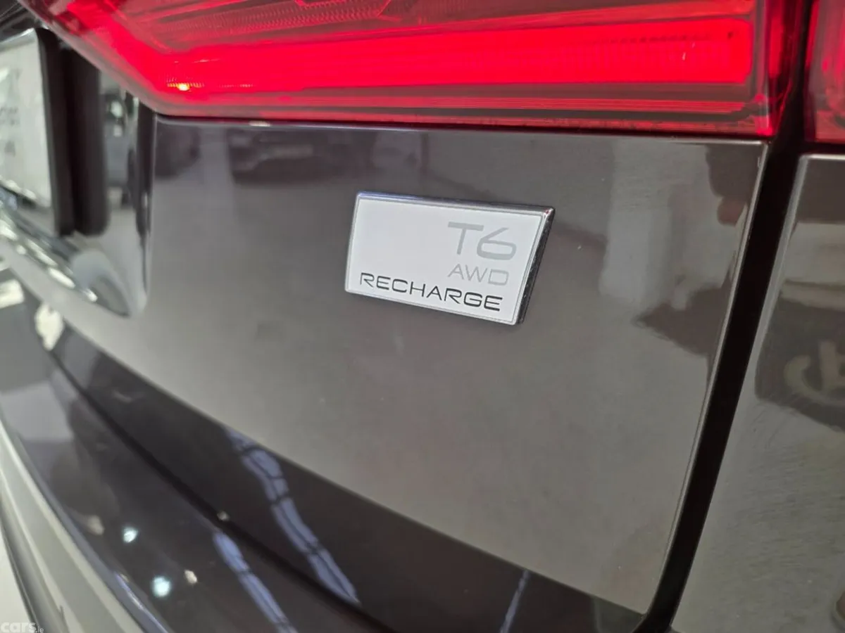 Volvo XC60 Estate, Petrol Plug-in Hybrid, 2022, Brown