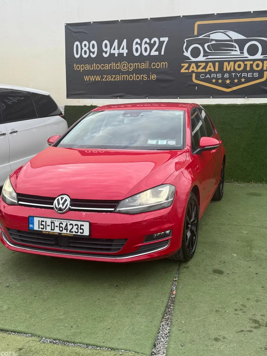 Volkswagen Golf Hatchback, Petrol, 2015, Red