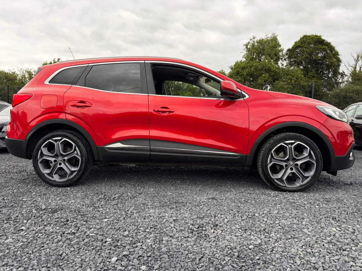 Renault Kadjar SUV, Diesel, 2017, Red