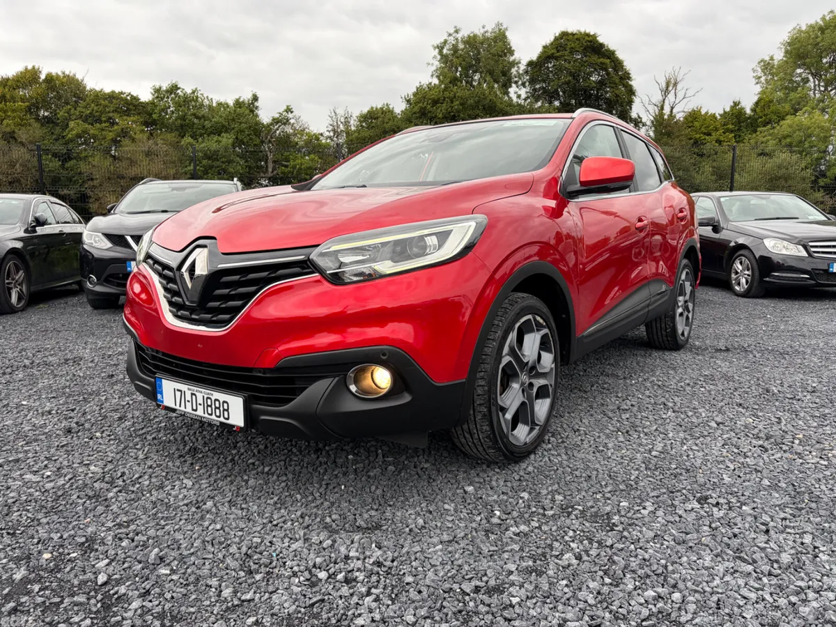 Renault Kadjar SUV, Diesel, 2017, Red