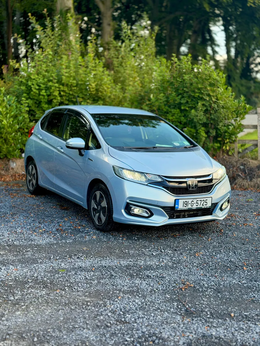 Honda Fit Hatchback, Petrol Hybrid, 2019, Silver