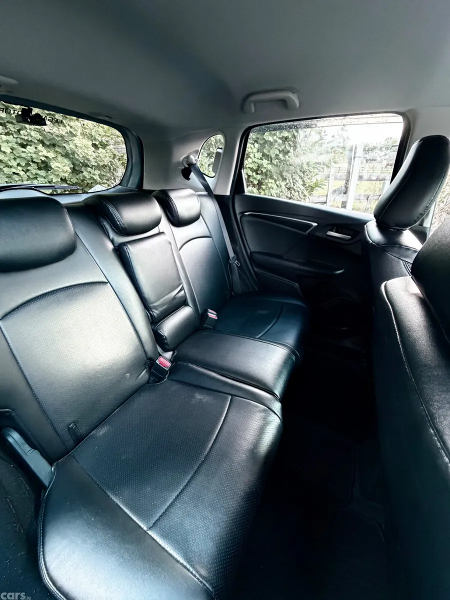 Honda Fit Hatchback, Petrol Hybrid, 2019, Silver