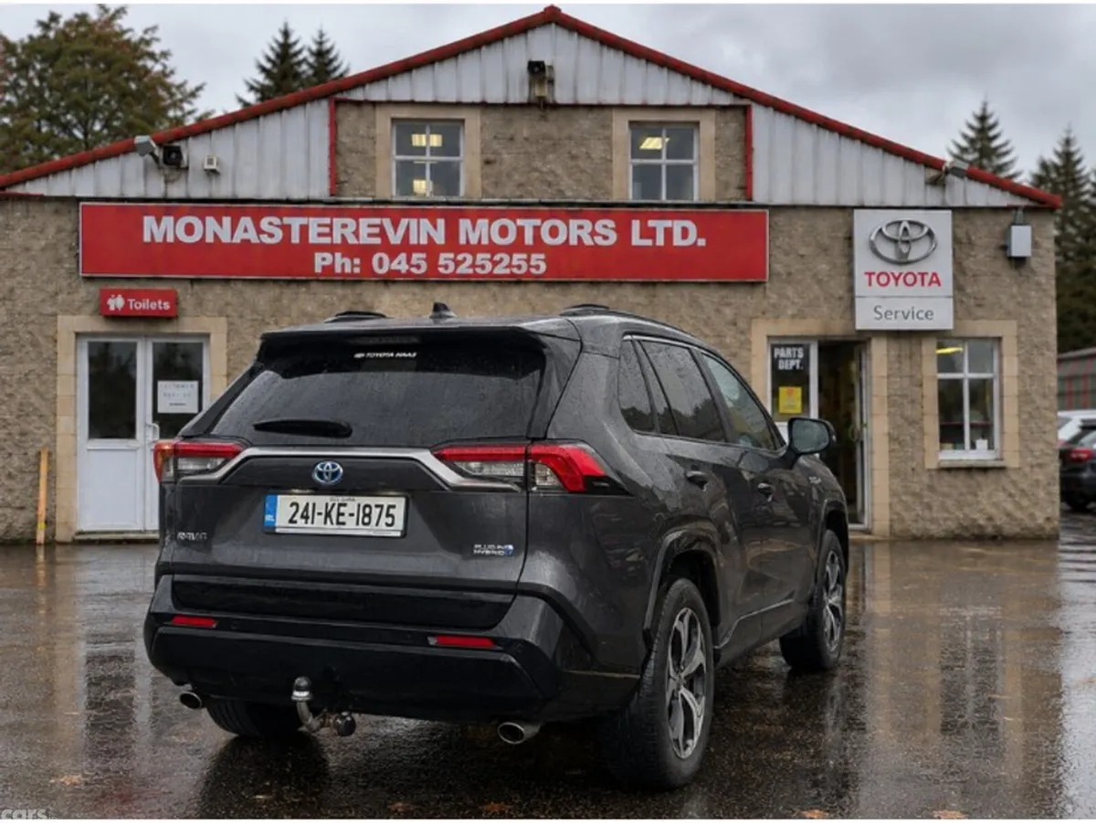 Toyota RAV4 SUV, Petrol Hybrid, 2024, Grey