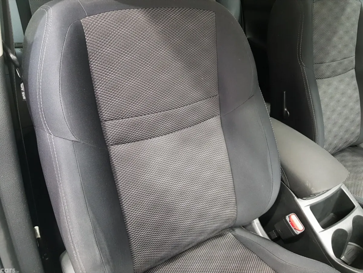 Nissan Qashqai MPV, Diesel, 2017, Grey