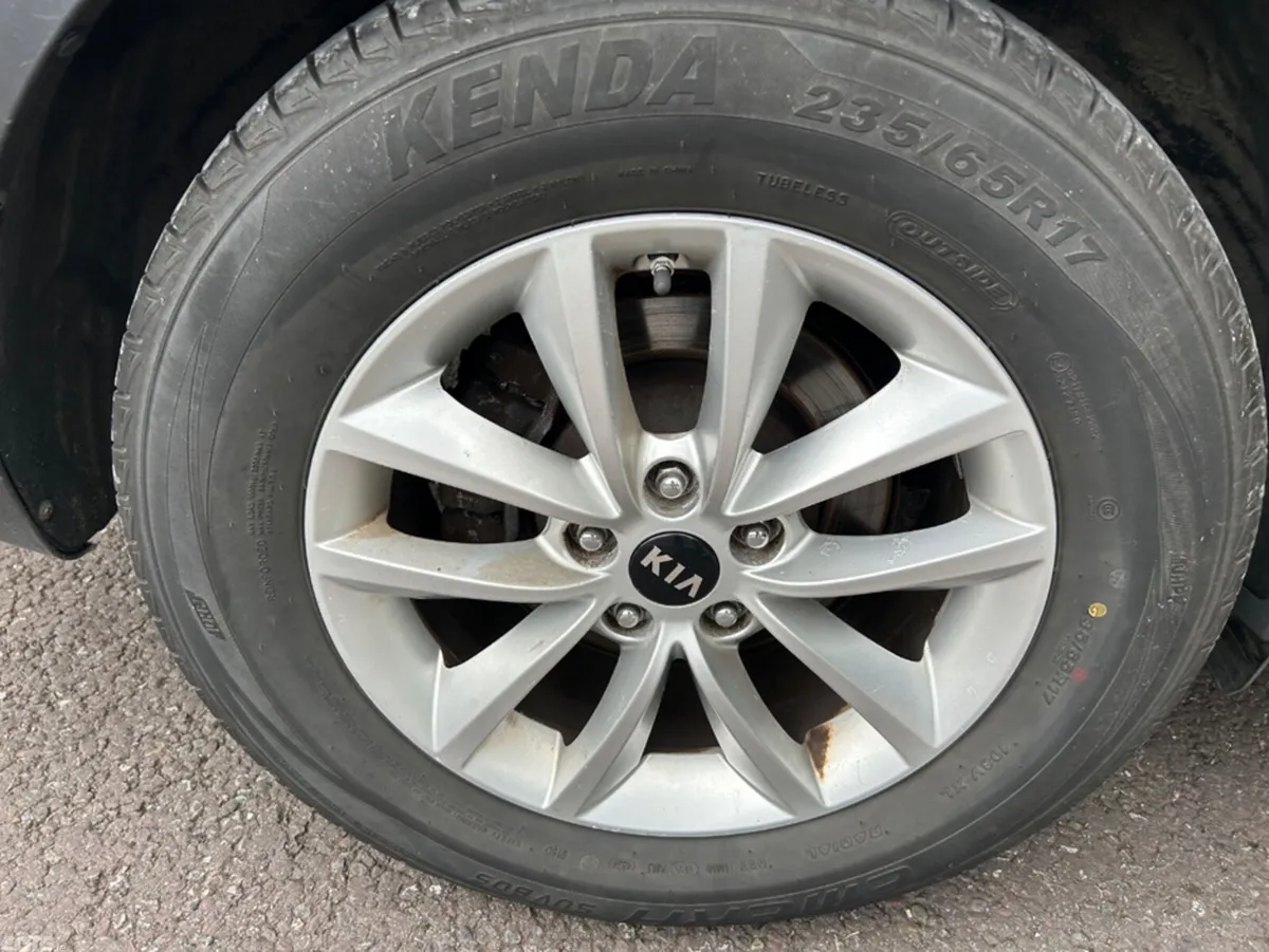 Kia Sorento SUV, Diesel, 2017, Red