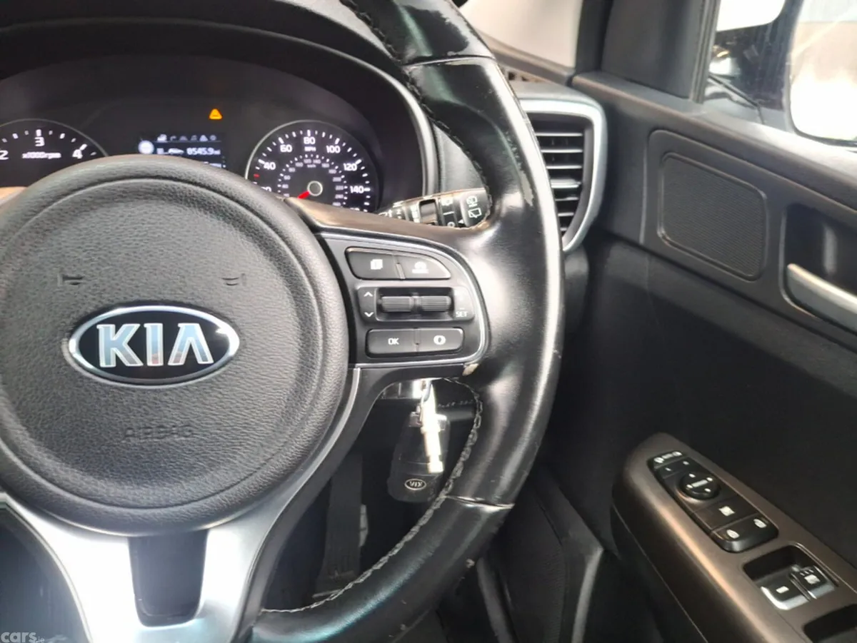 Kia Sportage MPV, Diesel, 2017, White