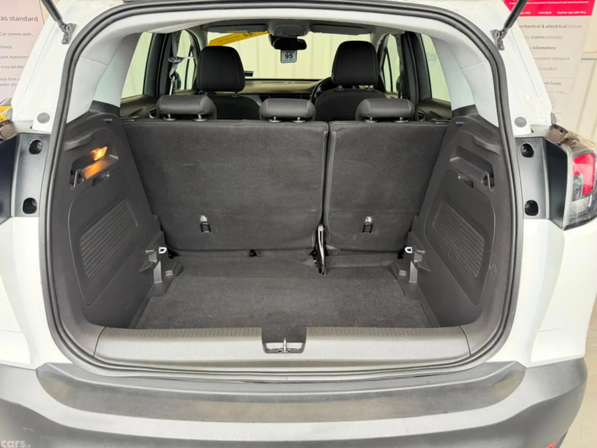 Opel Crossland X MPV, Petrol, 2023, White