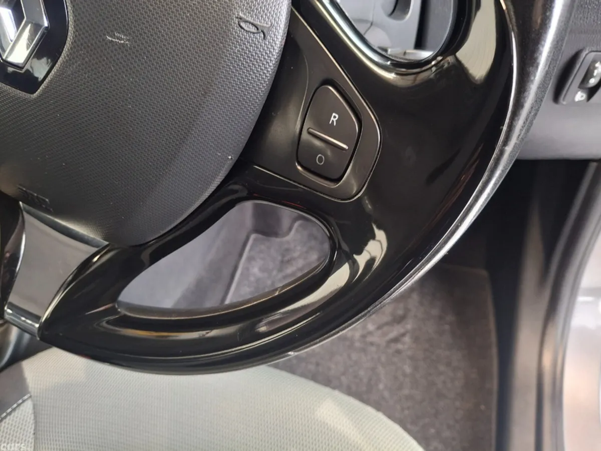 Renault Captur Hatchback, Diesel, 2016, Grey