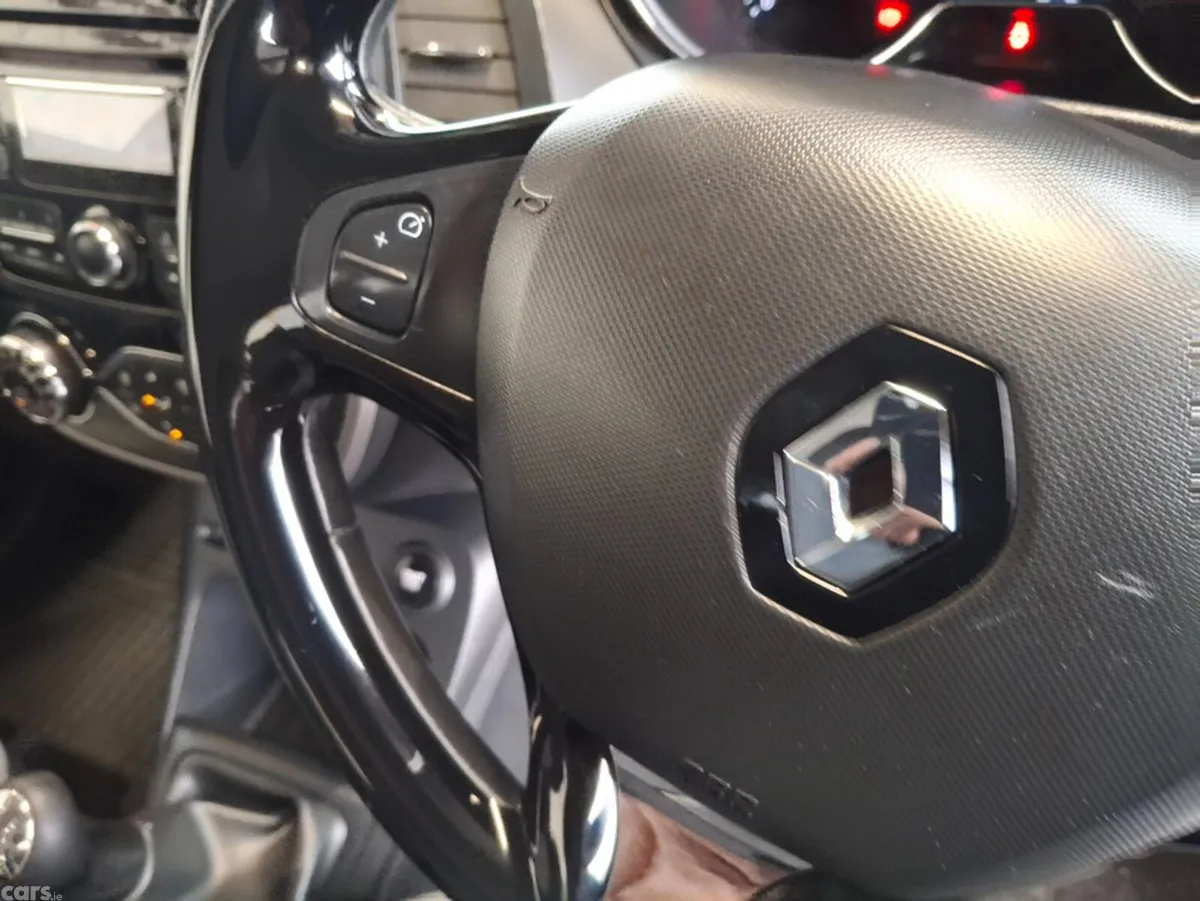 Renault Captur Hatchback, Diesel, 2016, Grey
