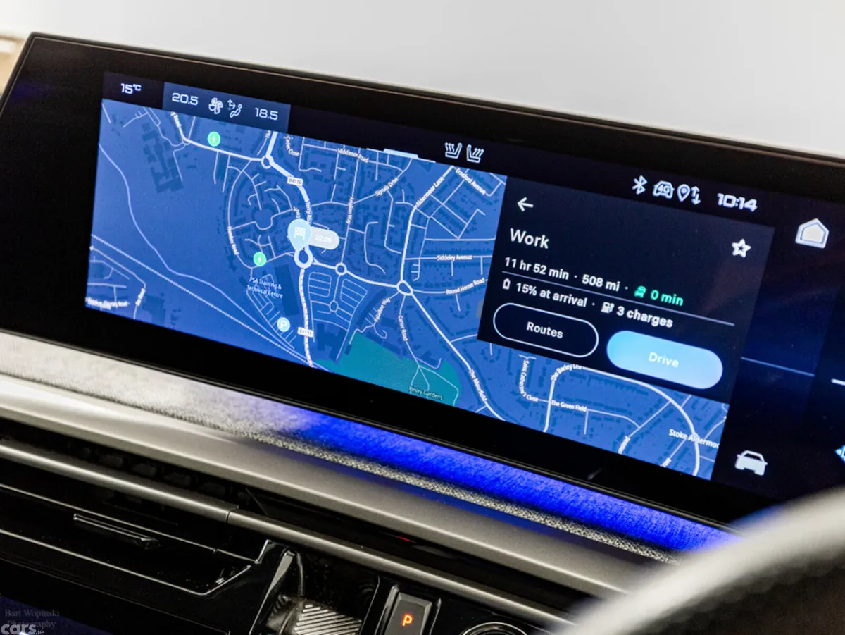 Peugeot 5008 SUV, Electric, 2025, Blue