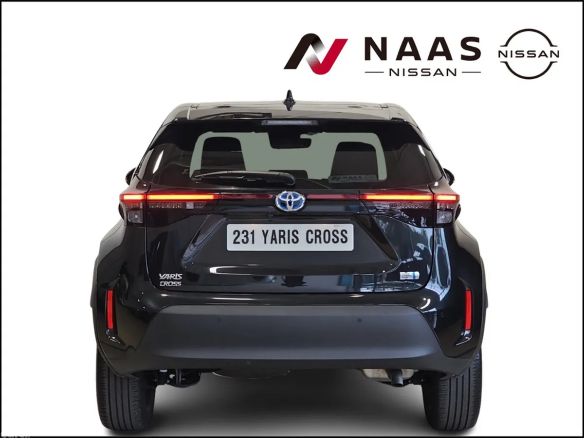 Toyota Yaris Cross MPV, Petrol Hybrid, 2023, Black