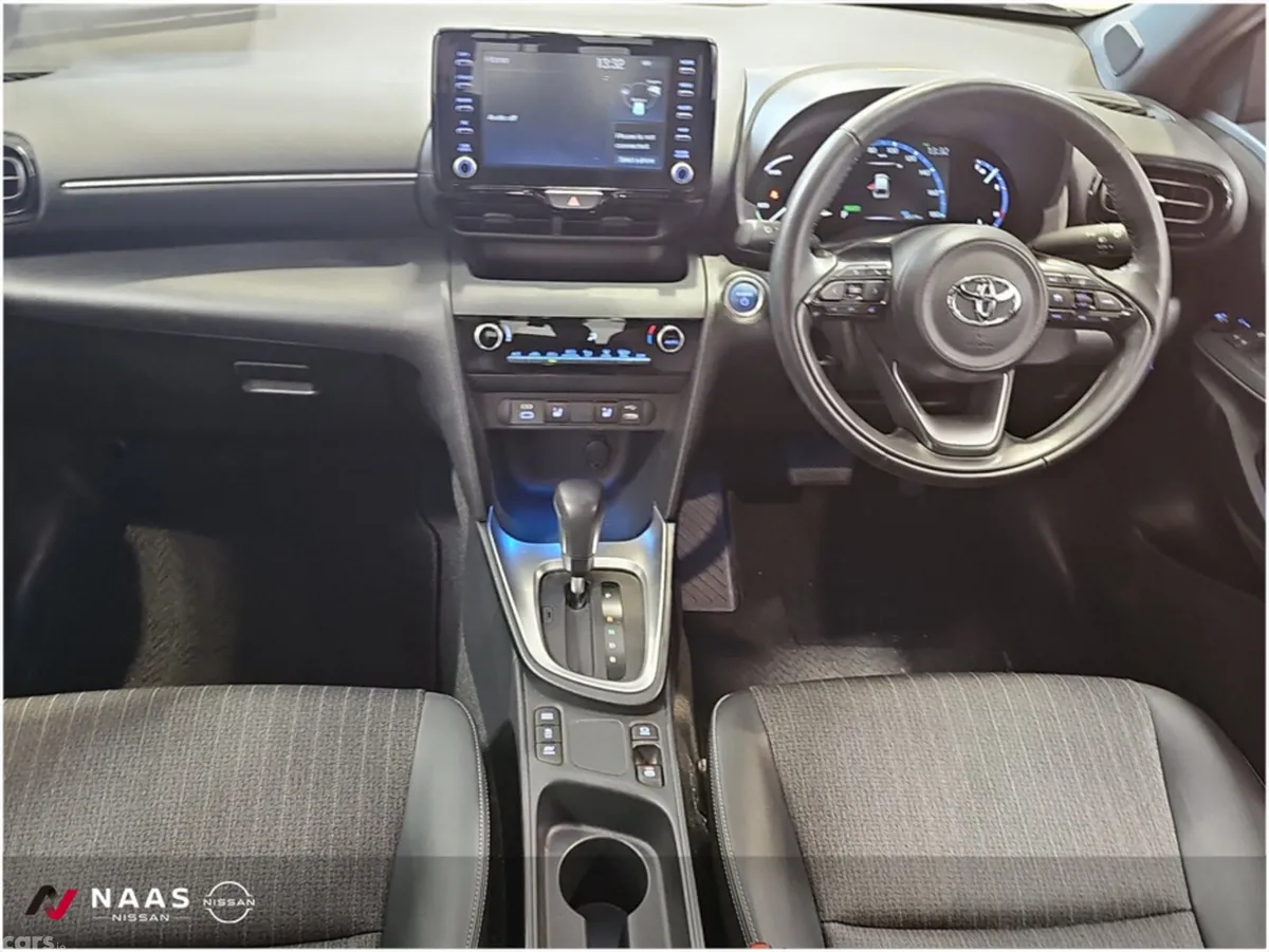 Toyota Yaris Cross MPV, Petrol Hybrid, 2023, Black