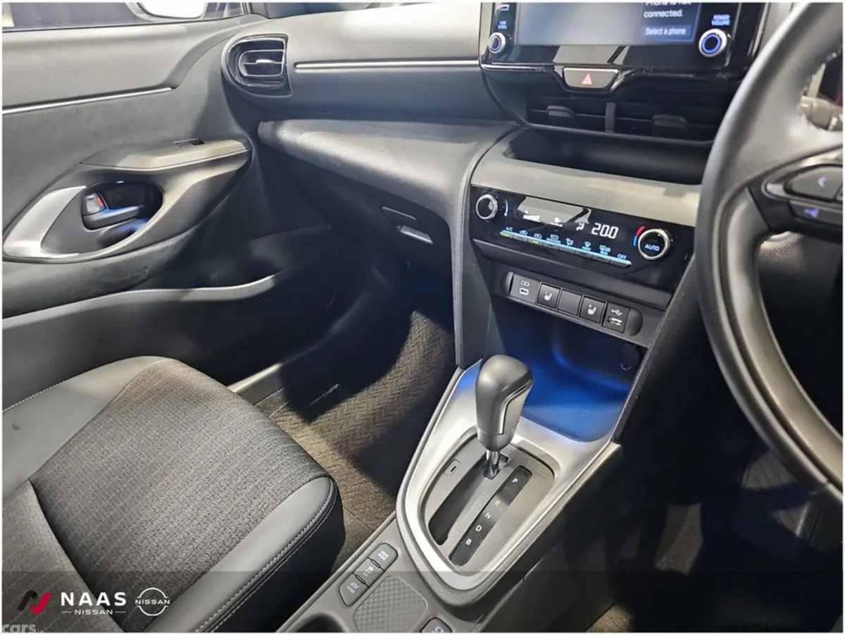 Toyota Yaris Cross MPV, Petrol Hybrid, 2023, Black