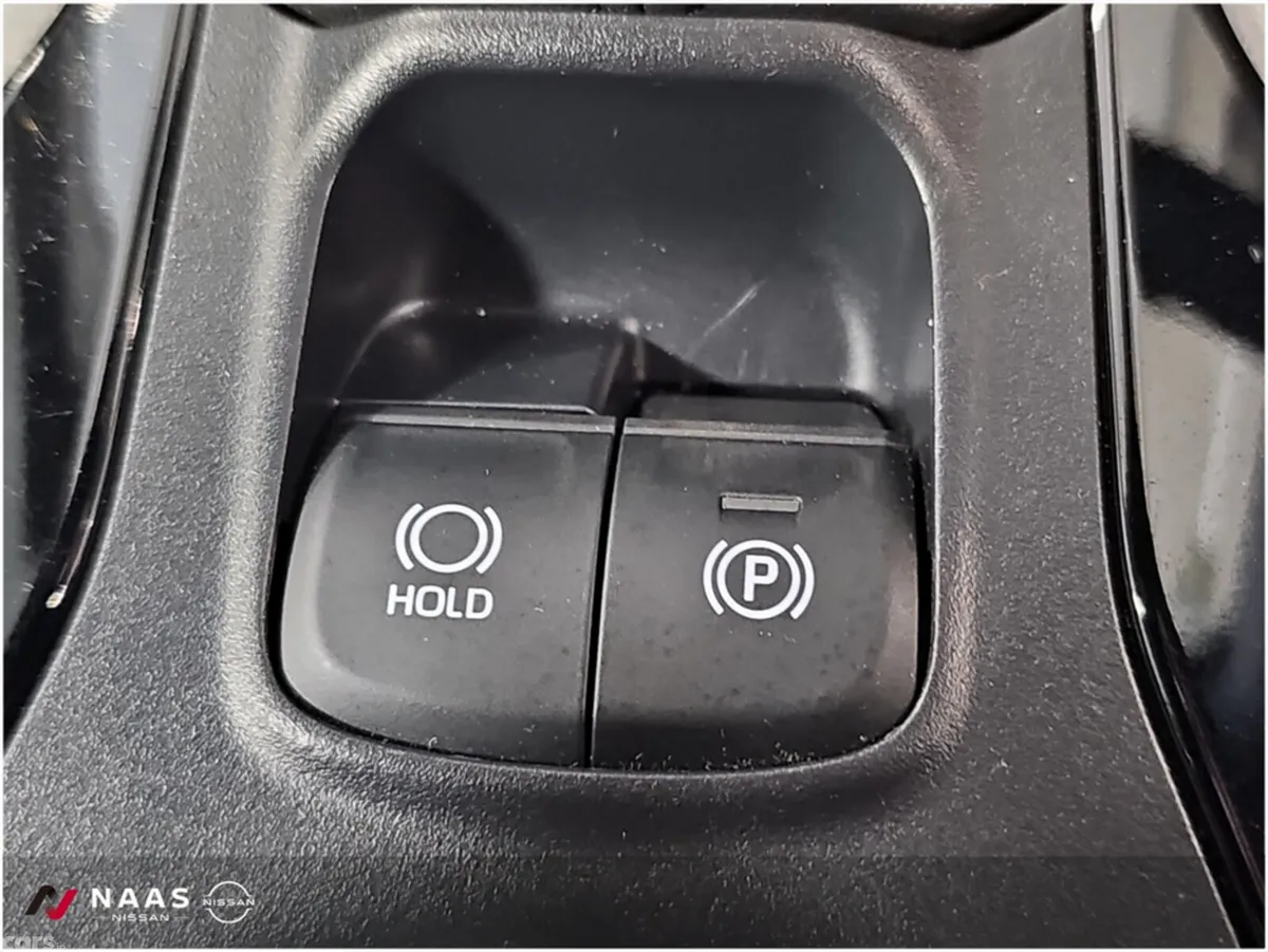Toyota Corolla Cross MPV, Petrol Hybrid, 2023, White
