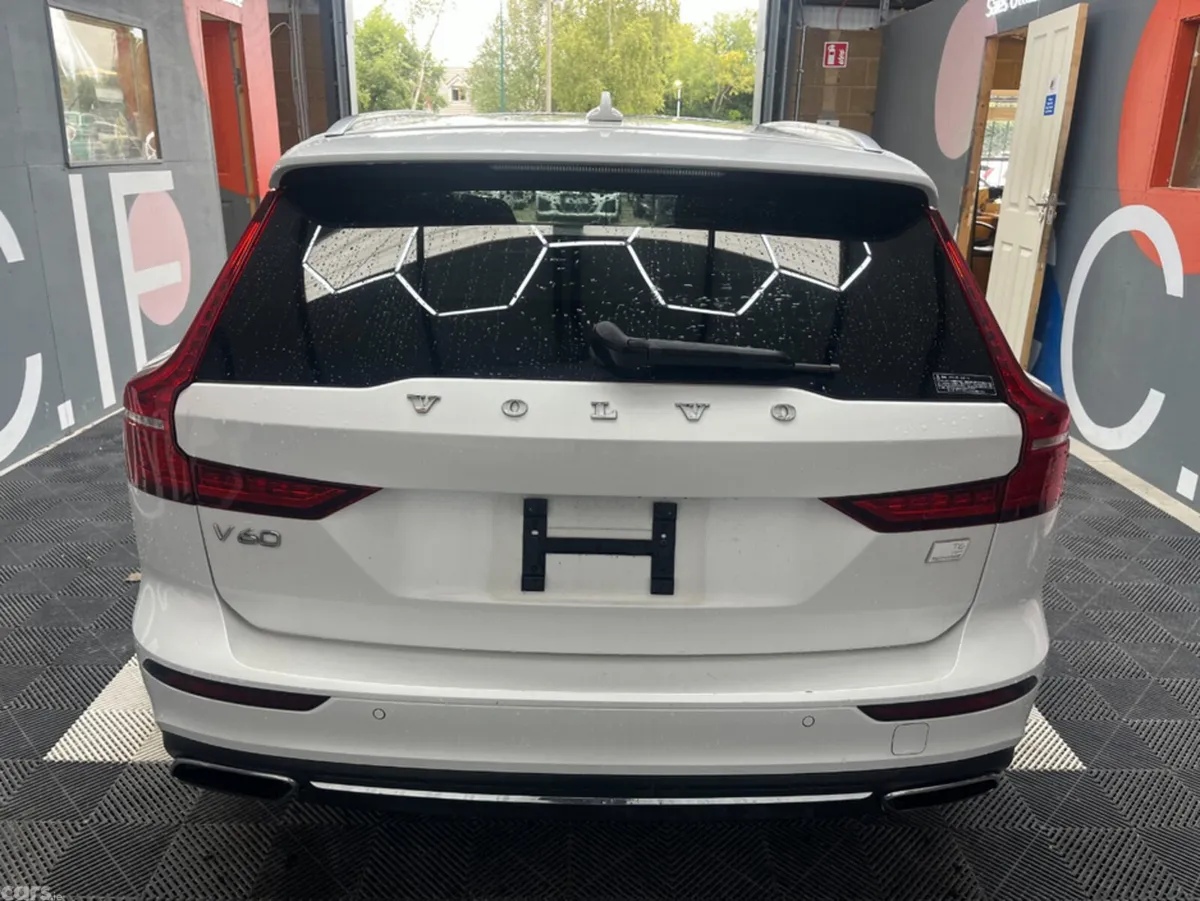 Volvo V60 Estate, Petrol Hybrid, 2022, White