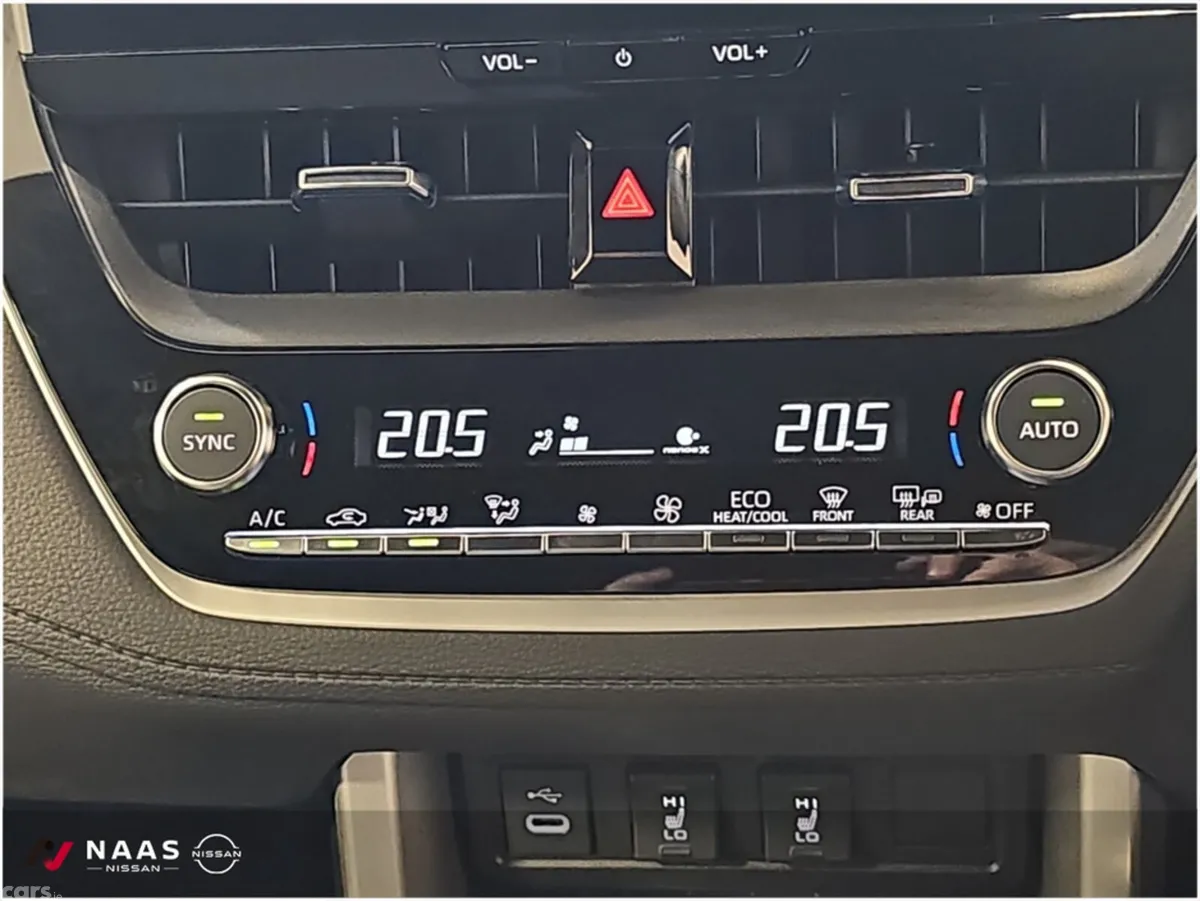 Toyota Corolla Cross MPV, Petrol Hybrid, 2023, White