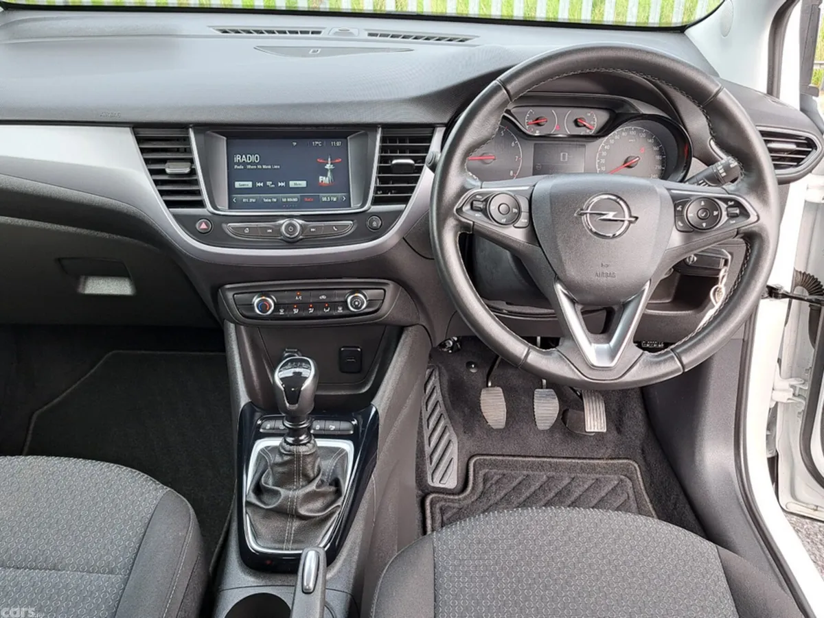 Opel Crossland SUV, Petrol, 2024, White