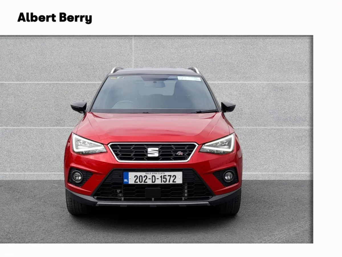SEAT Arona Hatchback, Petrol, 2020, Red