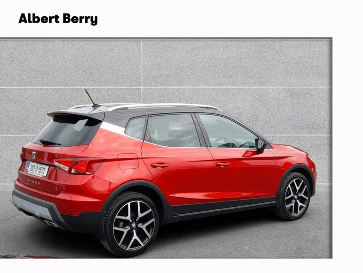 SEAT Arona Hatchback, Petrol, 2020, Red