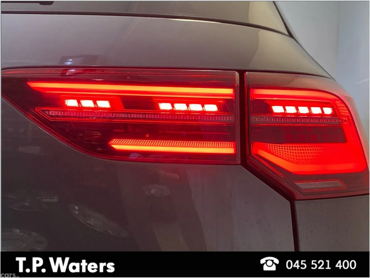 Volkswagen Golf Hatchback, Petrol, 2021, Grey