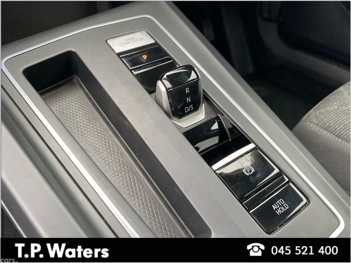 Volkswagen Golf Hatchback, Petrol, 2021, Grey