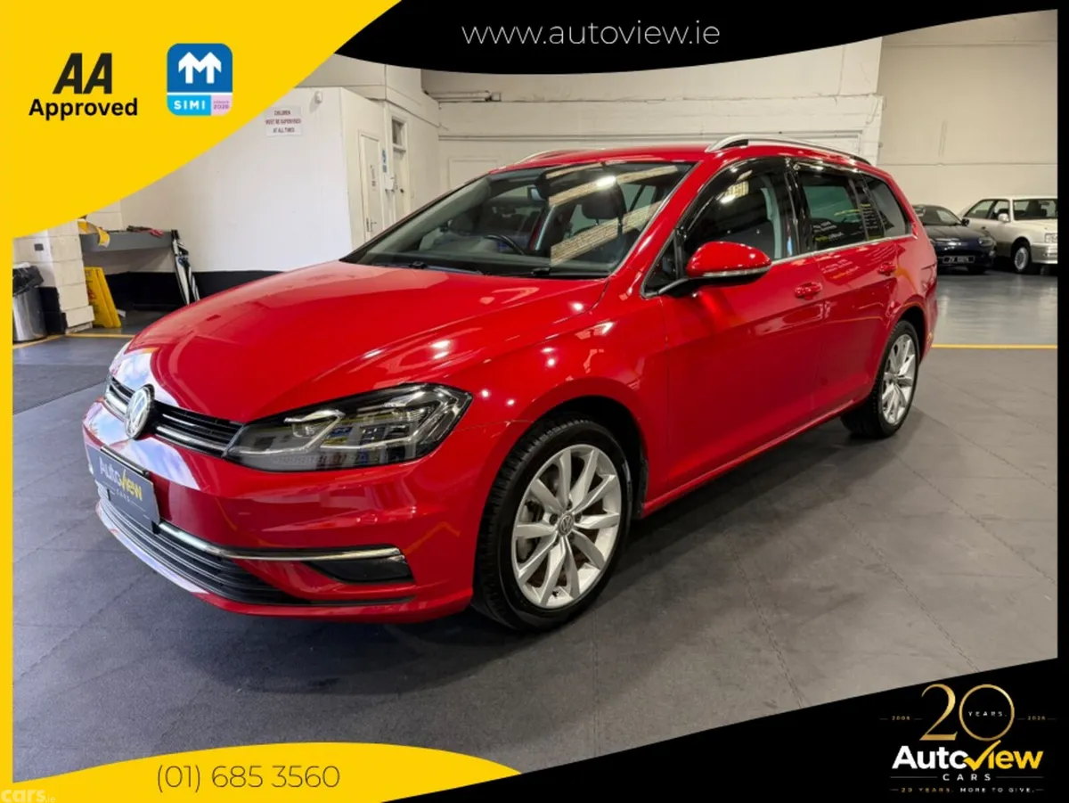 Volkswagen Golf Estate, Petrol, 2019, Red