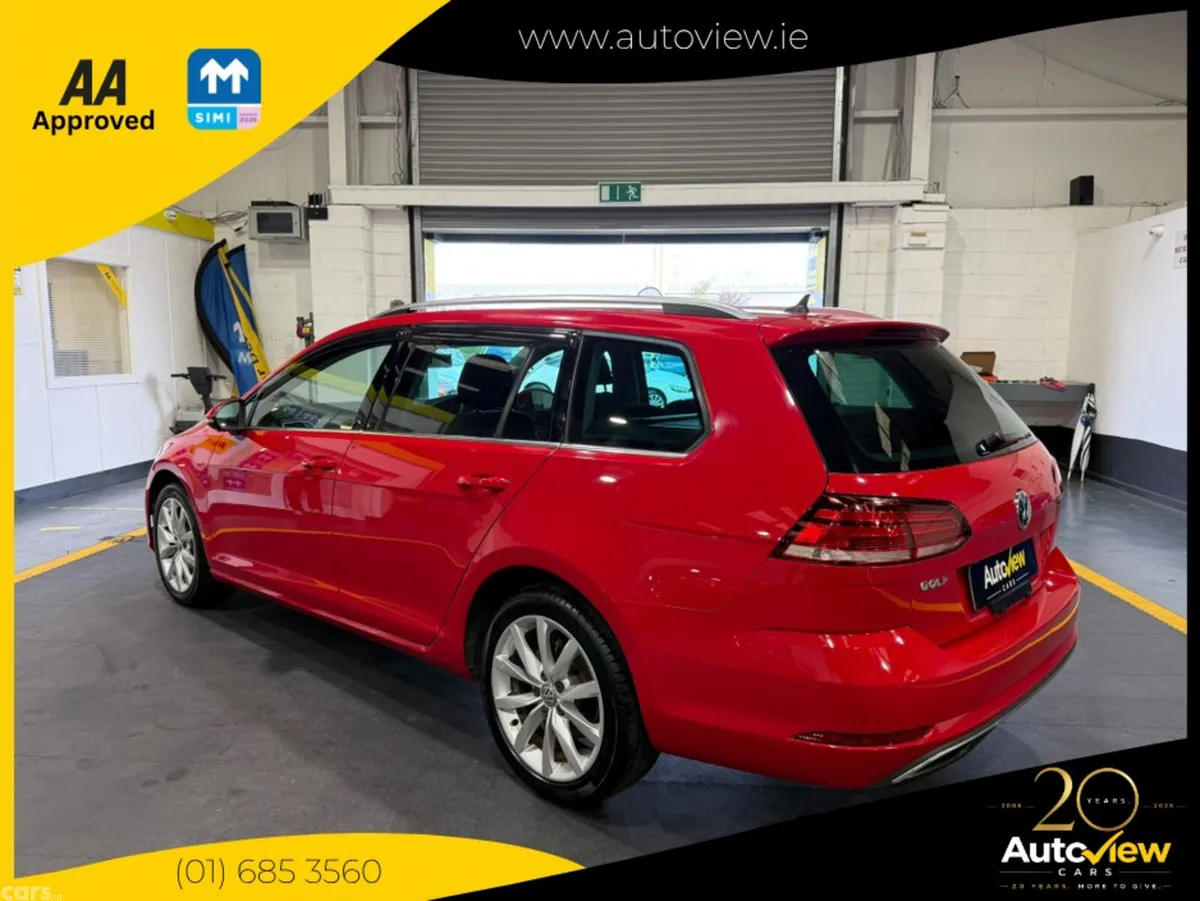 Volkswagen Golf Estate, Petrol, 2019, Red
