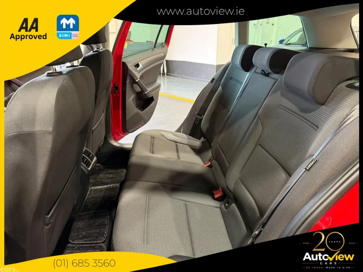 Volkswagen Golf Estate, Petrol, 2019, Red
