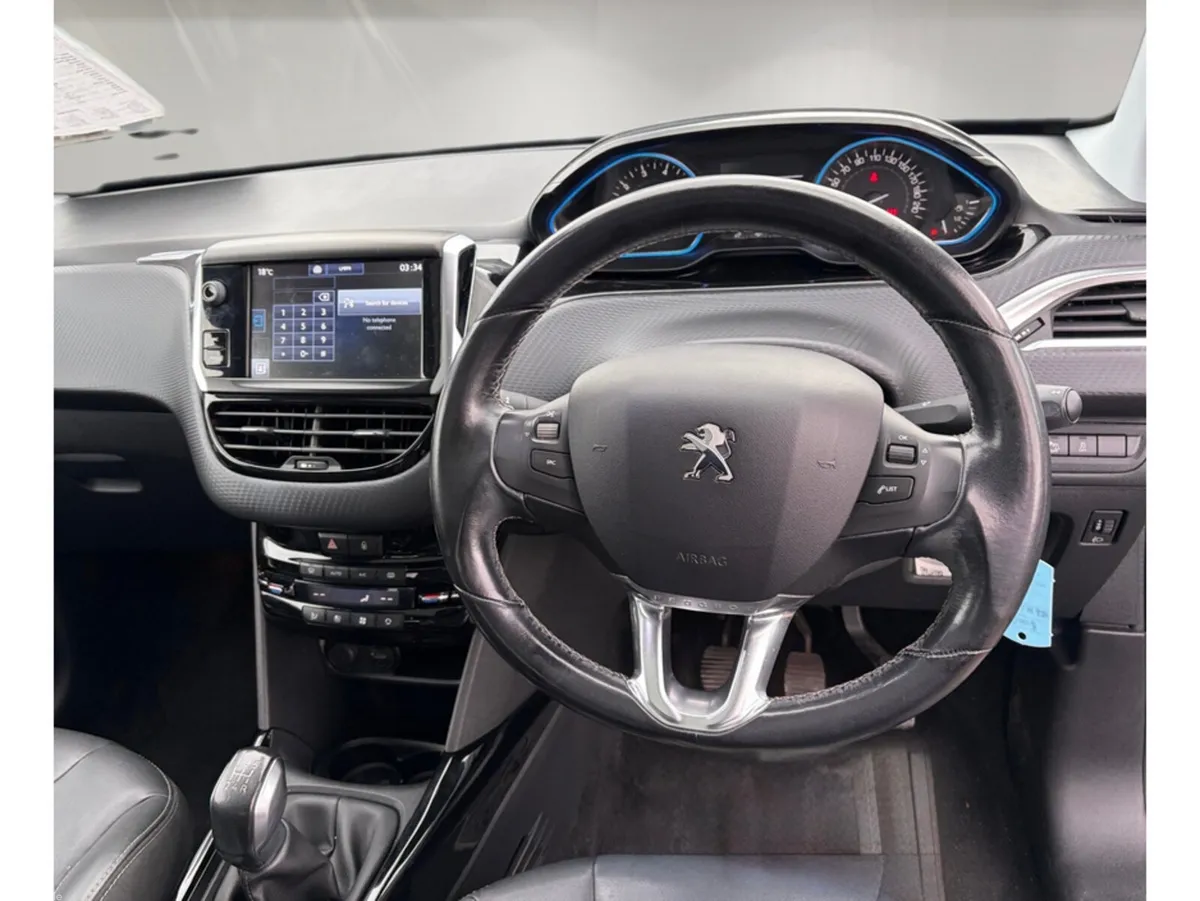 Peugeot 2008 Hatchback, Petrol, 2017, Grey