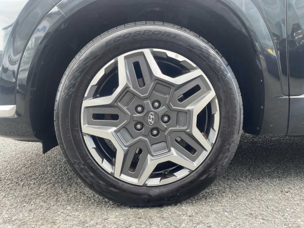 Hyundai Santa Fe Estate, Petrol Plug-in Hybrid, 2021, Black