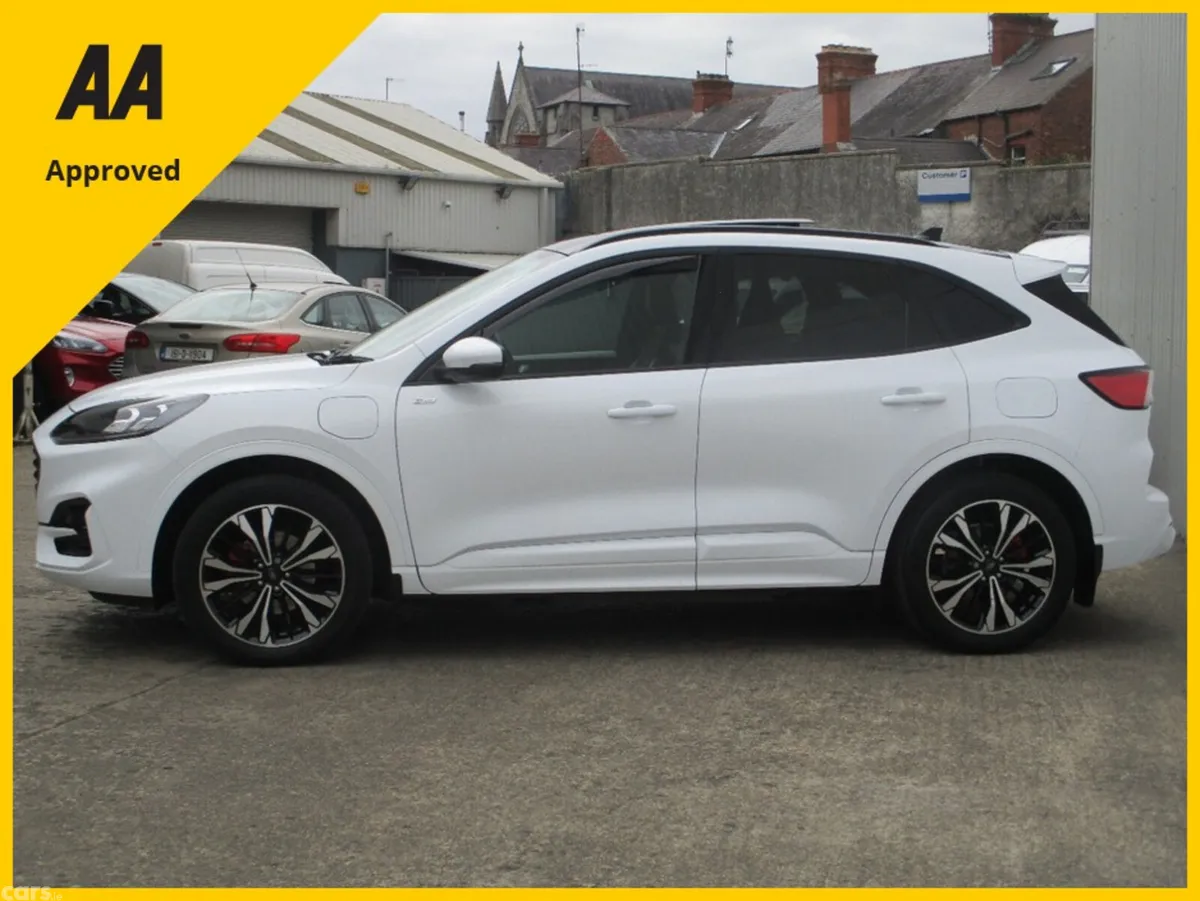 Ford Kuga Hatchback, Petrol Plug-in Hybrid, 2023, White