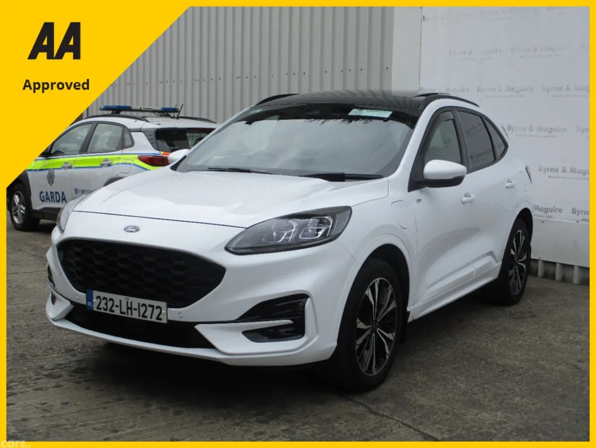 Ford Kuga Hatchback, Petrol Plug-in Hybrid, 2023, White