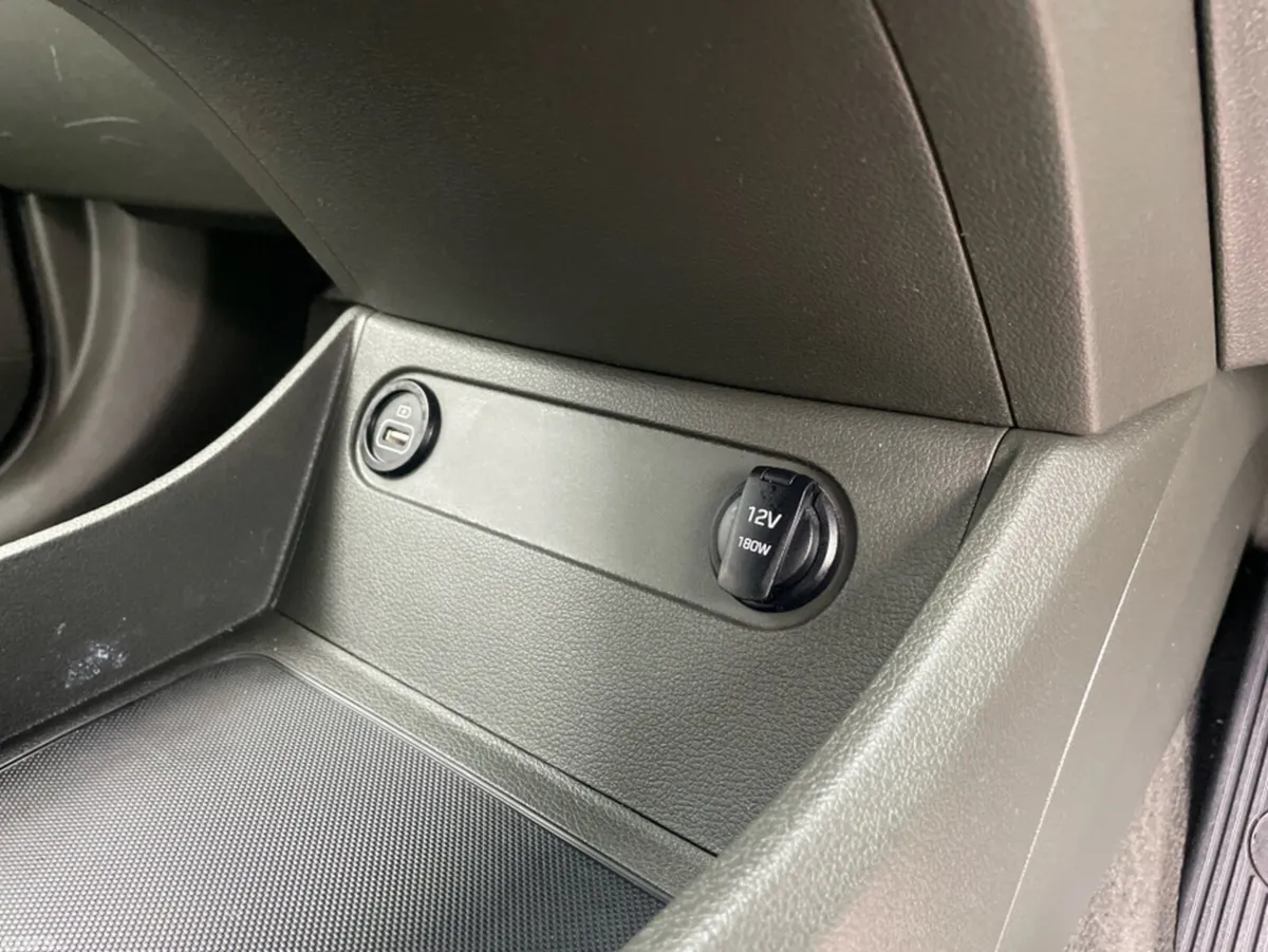 Hyundai Santa Fe Estate, Petrol Plug-in Hybrid, 2021, Black