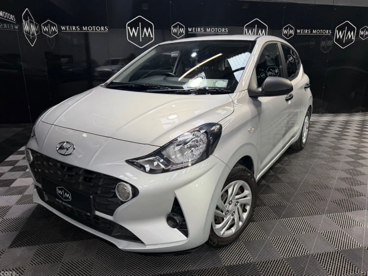 Hyundai i10 Hatchback, Petrol, 2023, Grey
