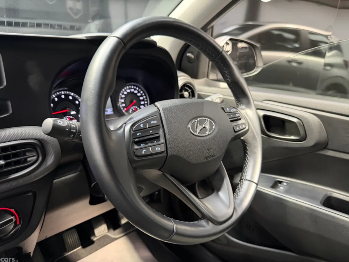Hyundai i10 Hatchback, Petrol, 2023, Grey