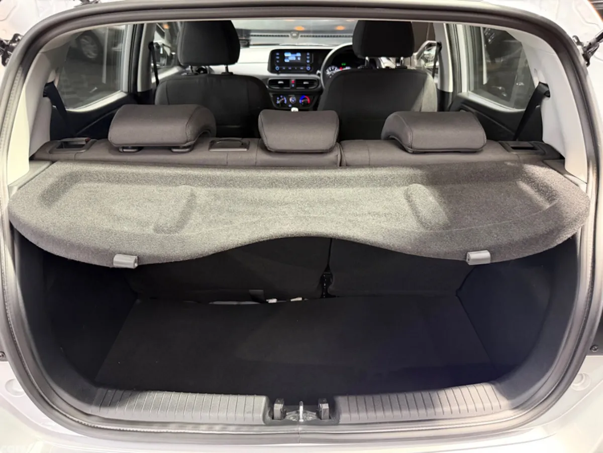 Hyundai i10 Hatchback, Petrol, 2023, Grey
