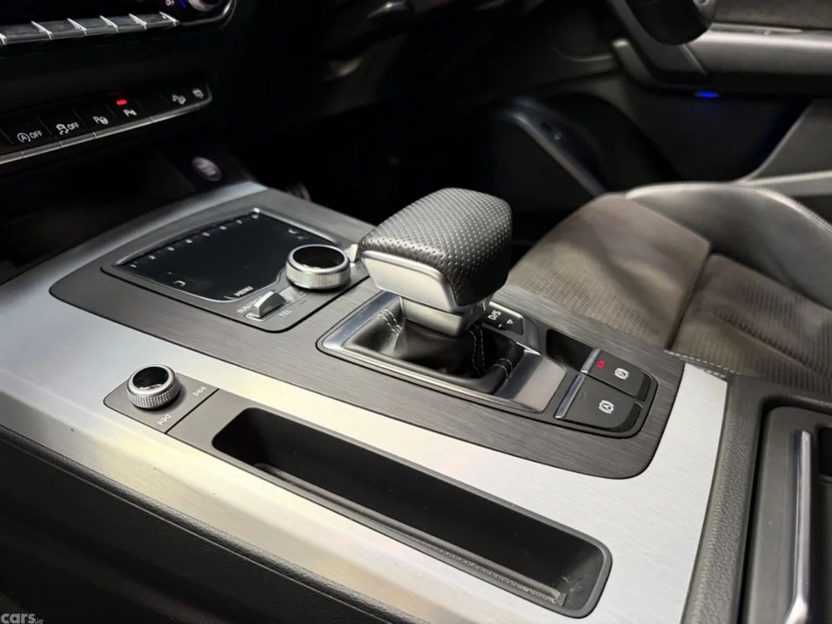 Audi Q5 SUV, Diesel, 2019, Black