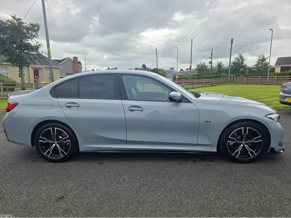 BMW 3-Series Saloon, Petrol Plug-in Hybrid, 2023, Grey