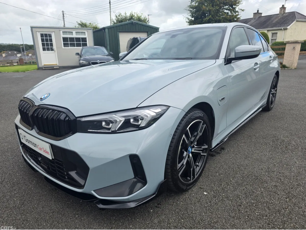 BMW 3-Series Saloon, Petrol Plug-in Hybrid, 2023, Grey