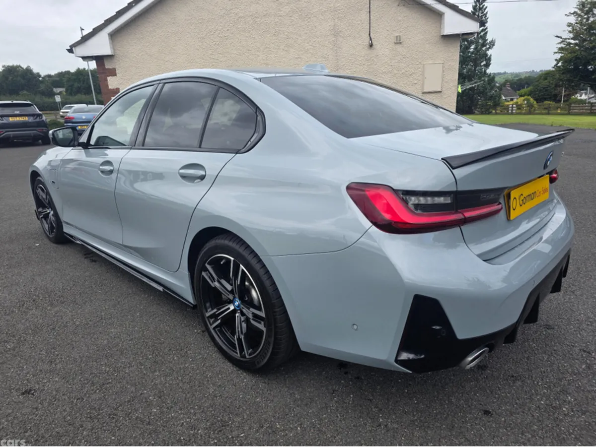 BMW 3-Series Saloon, Petrol Plug-in Hybrid, 2023, Grey