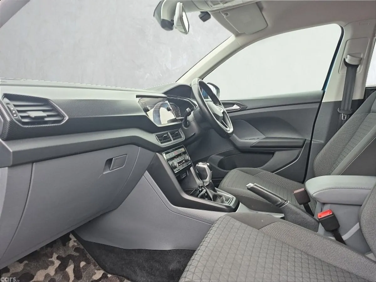 Volkswagen T-Cross SUV, Petrol, 2021, Blue