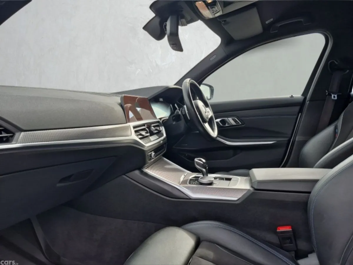 BMW 3-Series Saloon, Petrol Plug-in Hybrid, 2021, White