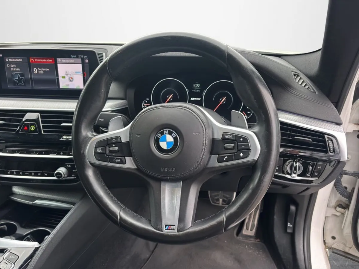 BMW 5-Series Saloon, Petrol Plug-in Hybrid, 2018, White