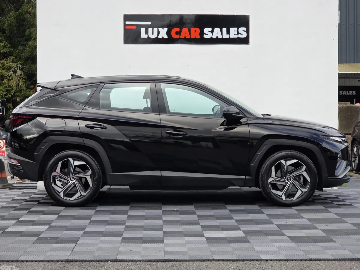 Hyundai Tucson SUV, Petrol Plug-in Hybrid, 2022, Black